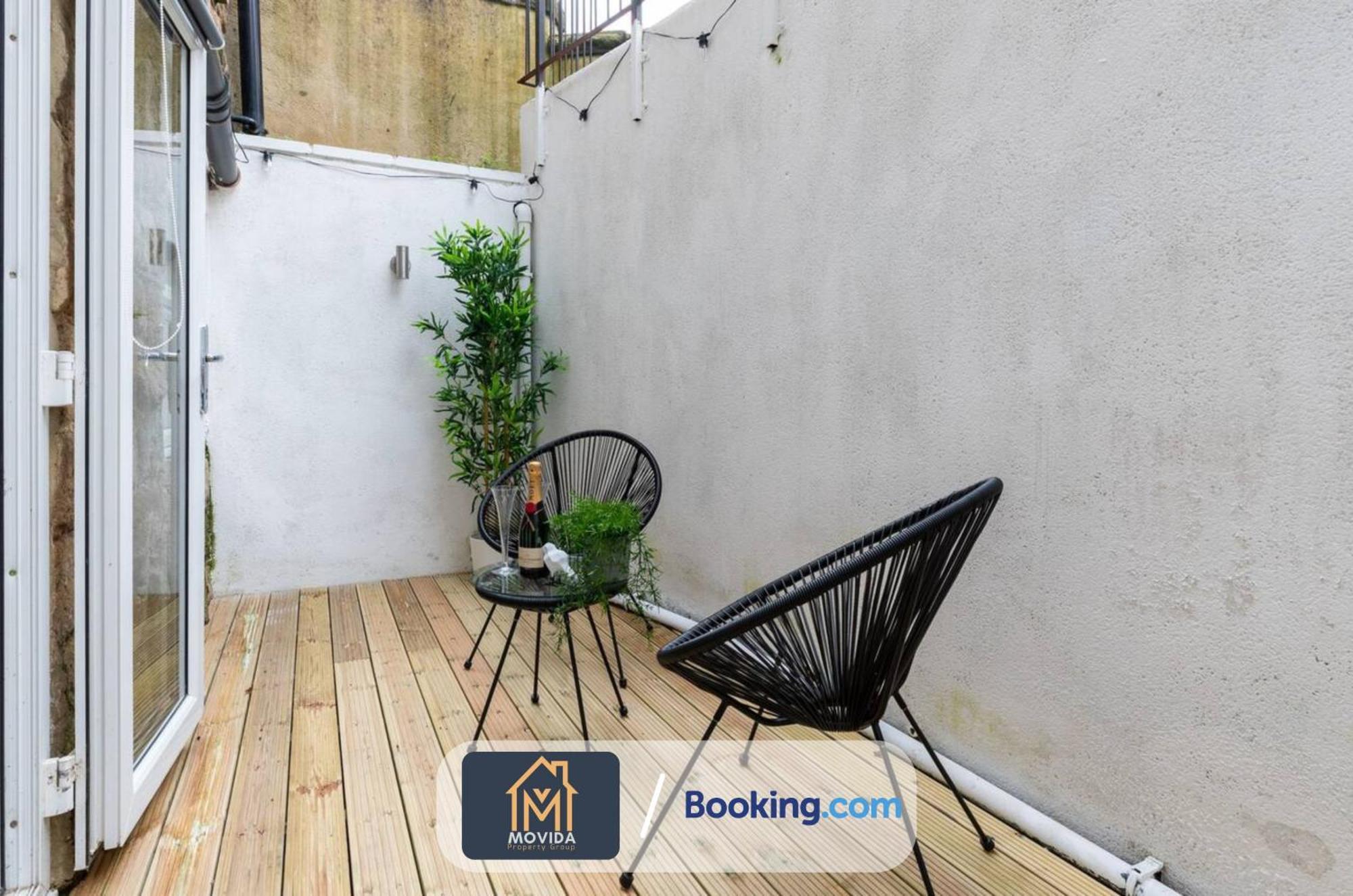 Stylish Two Bed Town Centre Apartment By Movida Property Group Short Lets & Serviced Accommodation With Parking Harrogate Exterior foto