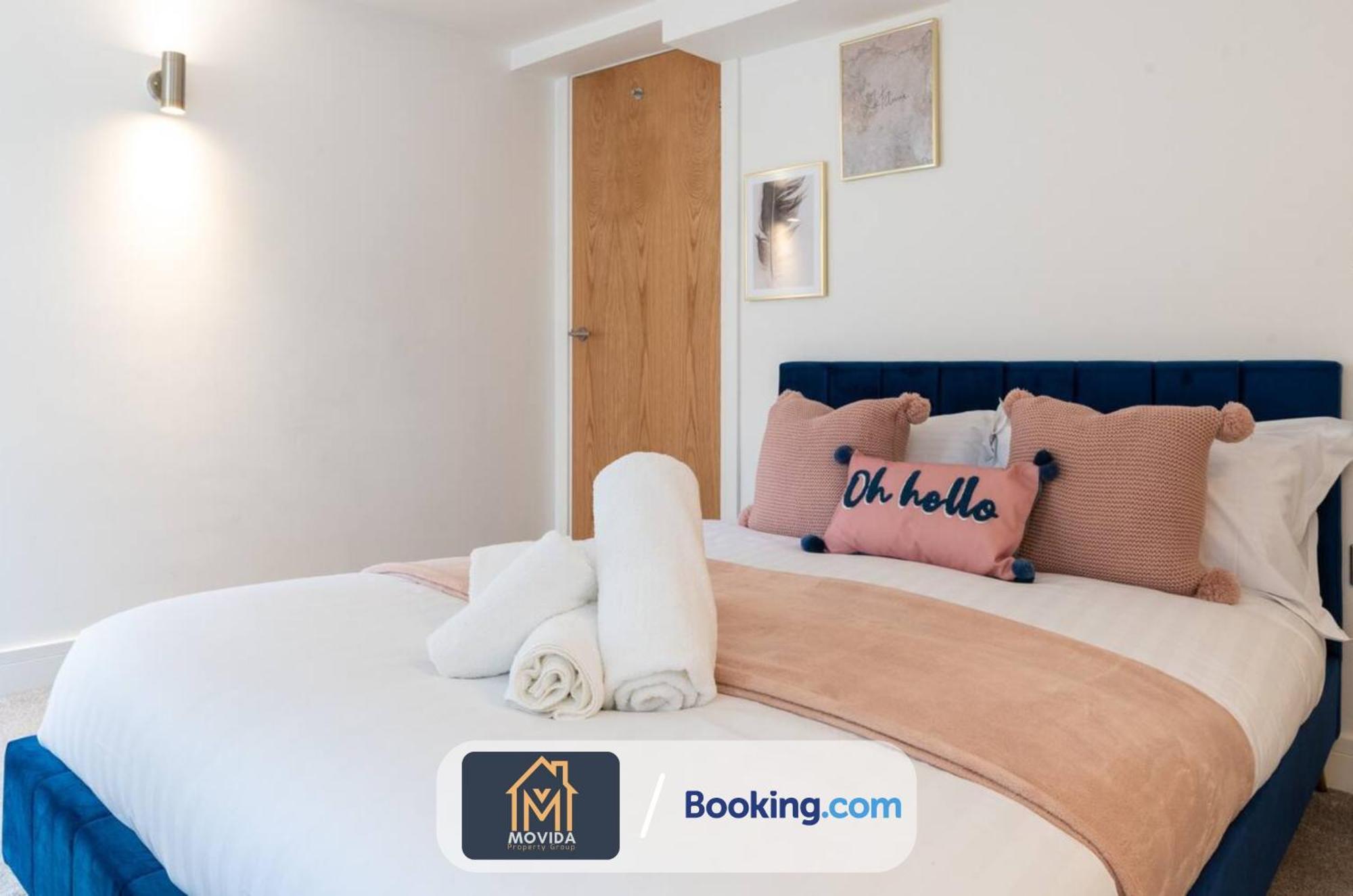 Stylish Two Bed Town Centre Apartment By Movida Property Group Short Lets & Serviced Accommodation With Parking Harrogate Exterior foto